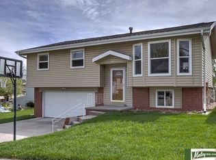 13651 W St, Omaha, NE 68137