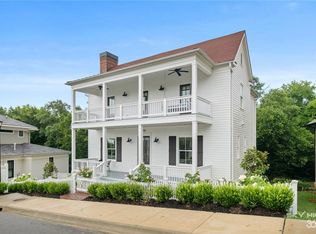 1836 N Clifton Ave, Fayetteville, AR 72701