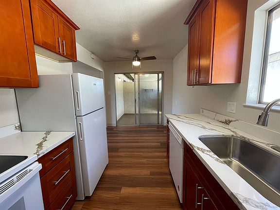 5th image of 2854 Malabar Ave APT 3