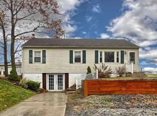 75 Brookside Ln, Biglerville, PA 17307