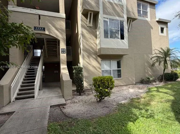 1705 Palm Cove Blvd #1206, Delray Beach, FL 33445