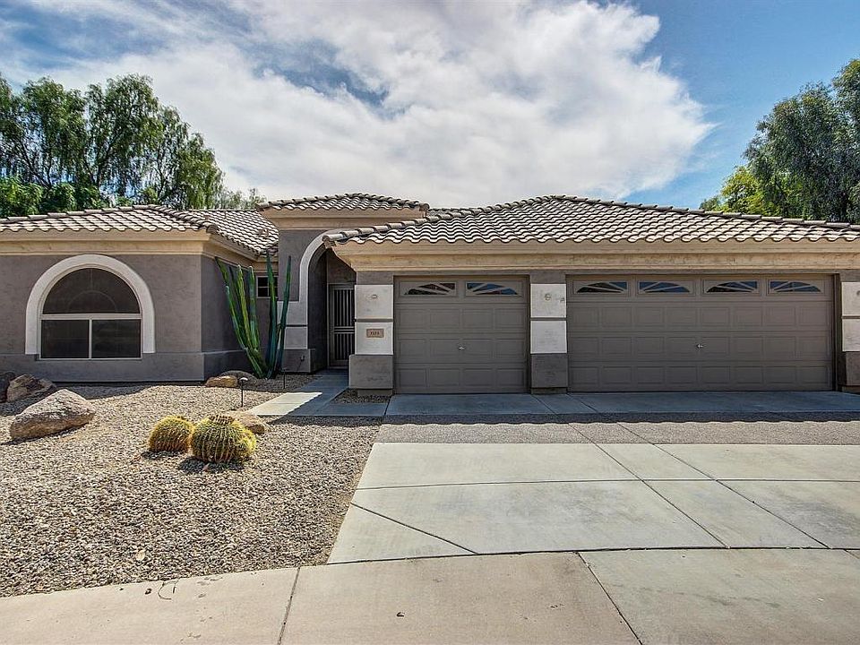 1st image of 1253 W Longhorn Dr