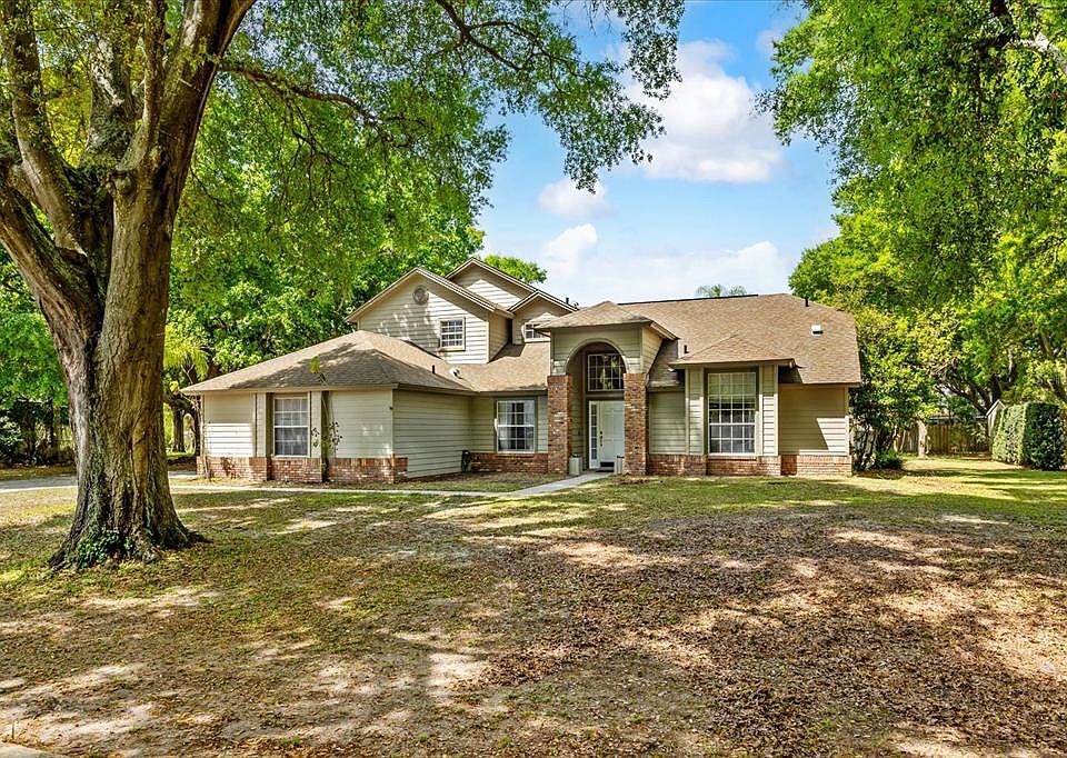 1st image of 145 Estates Cir