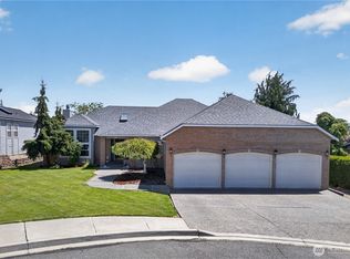 213 S 78th Avenue, Yakima, WA 98908