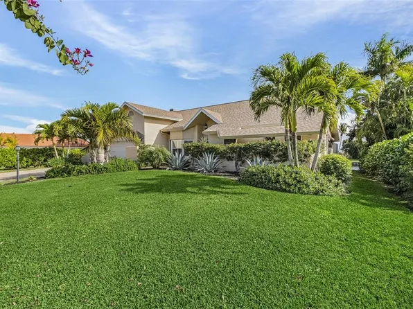 6930 Julie Ann Ct, Fort Myers, FL 33919