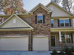 4671 Thatcher Woods Dr, Oak Ridge, NC 27310