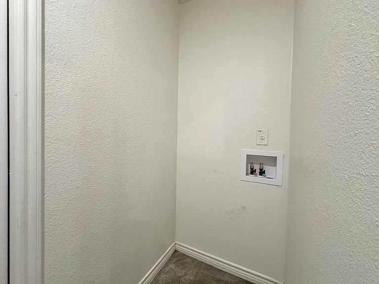 5814 Harriet Tubman Ave — Photo 10