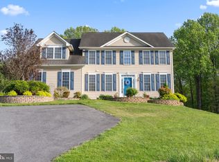 833 Gibbons Rd, Sykesville, MD 21784