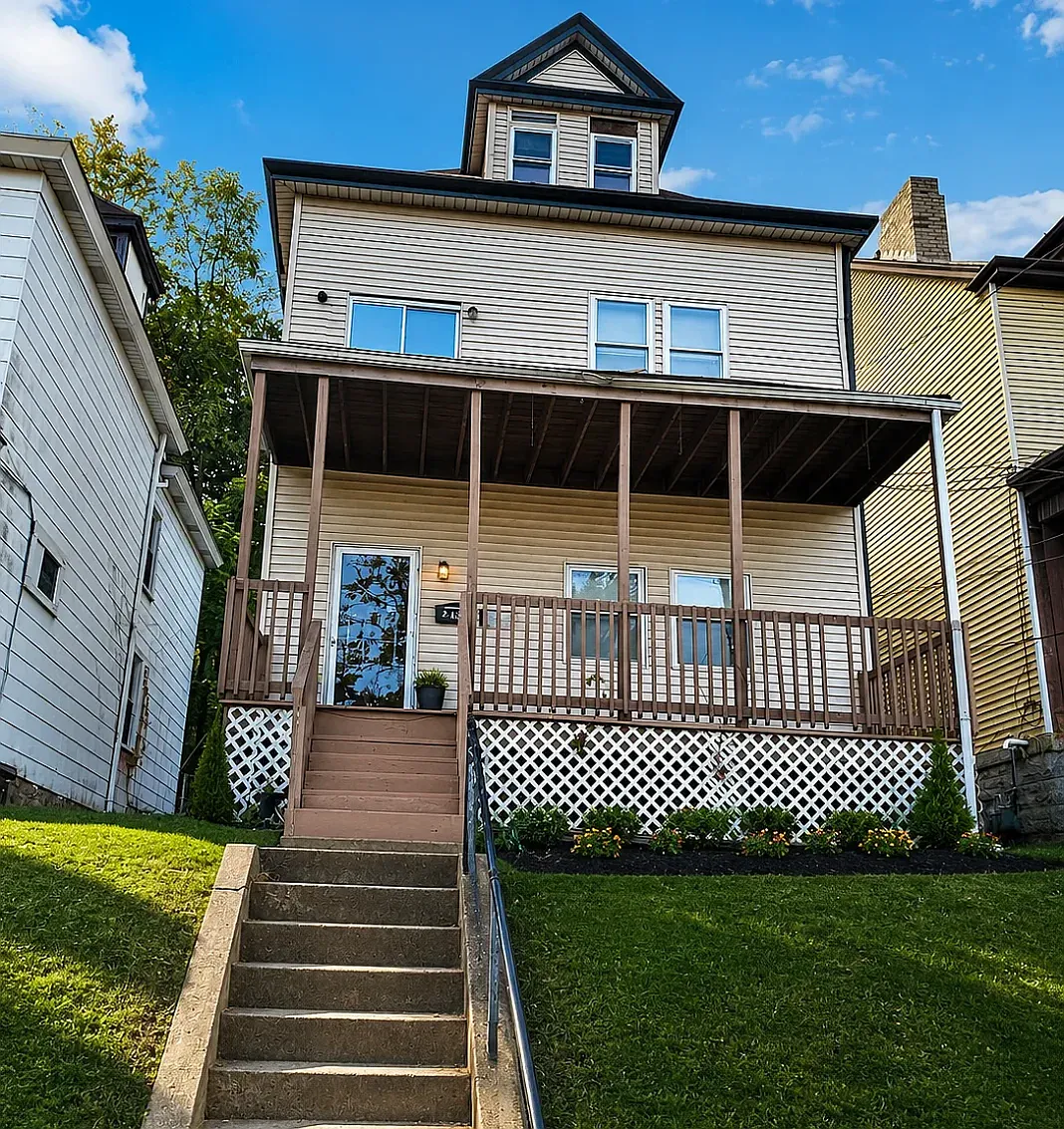 1 bed, 700 sqft, $900 — Photo 1