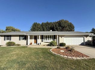 501 Hart Dr, Clinton, WI 53525