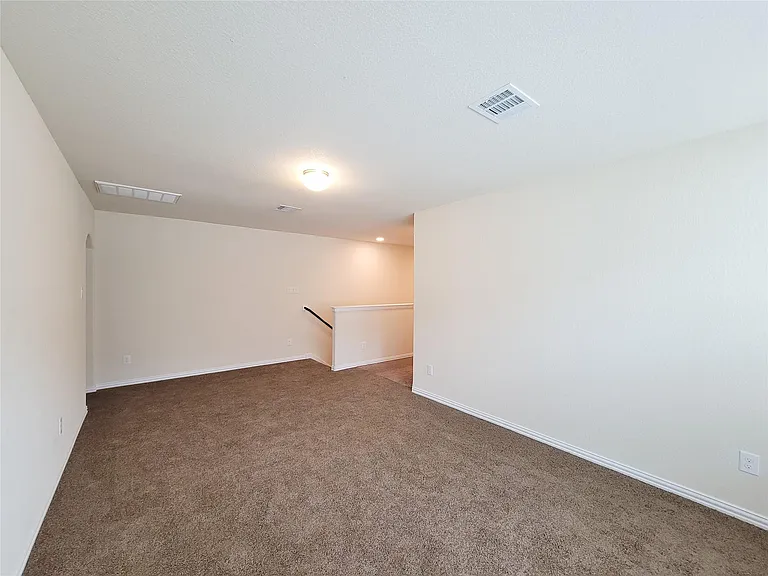 5209 Dauntless Dr — Photo 43