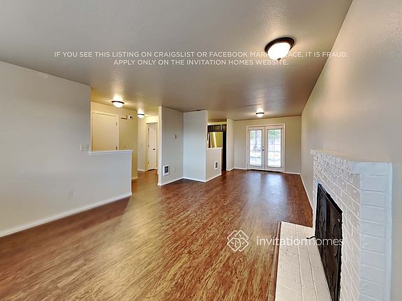 4th image of 21811 52nd Ave E