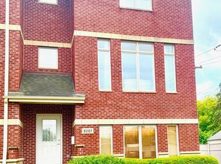 (Undisclosed Address), Brookfield, IL 60513