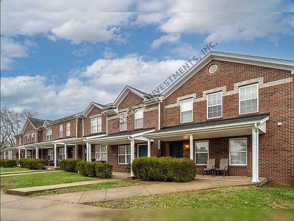 2nd image of 754 Marian Village Dr #862