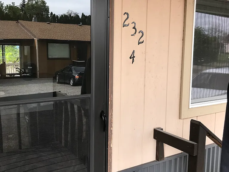 232 Farview Dr #4 — Photo 1