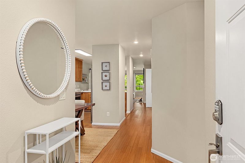3rd image of 605 5th Street #B 201