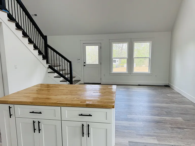 221 Sheffield Dr — Photo 13