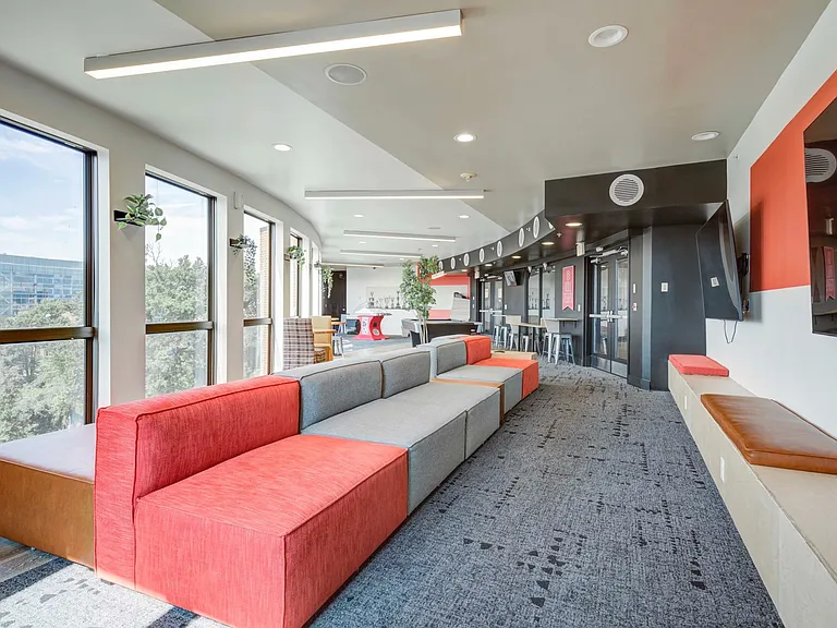 The Varsity Maryland — Photo 10