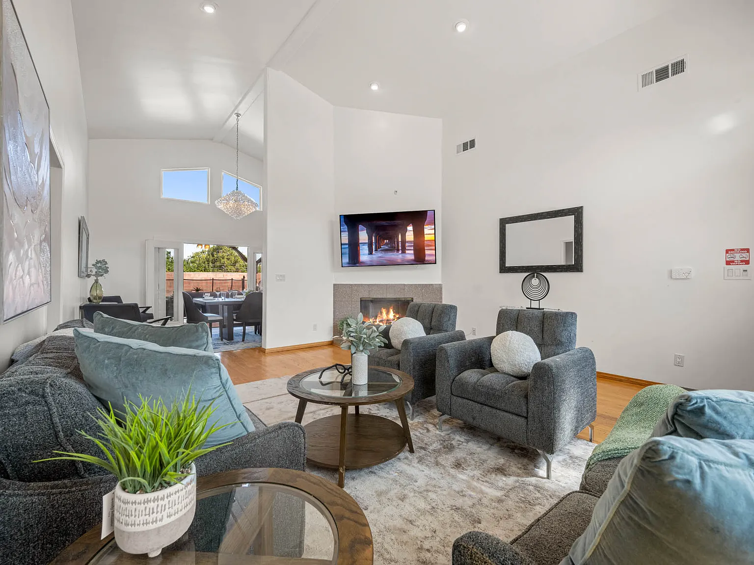 5114 Etiwanda Ave — Photo 4