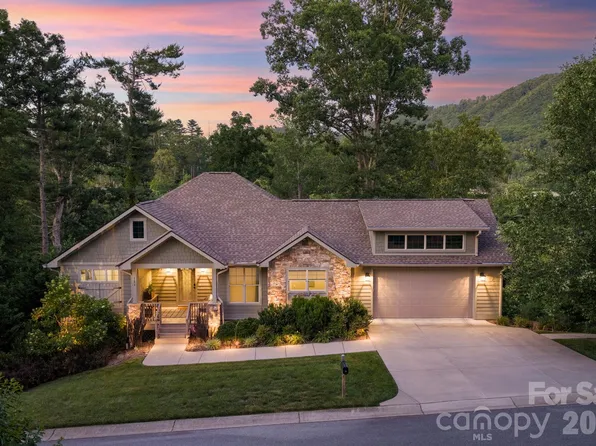 121 Still Water Ln, Fletcher, NC 28732