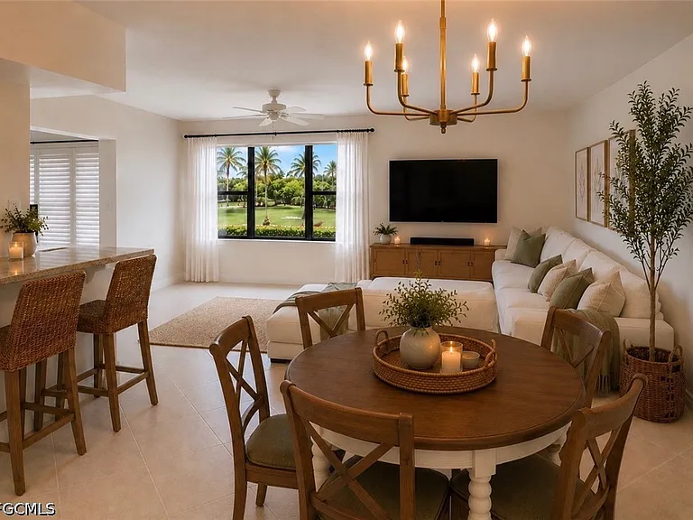 5765 Trailwinds Dr #111 — Photo 14