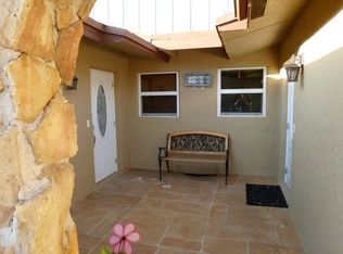 211 SW 2nd Ave, Boynton Beach, FL 33435