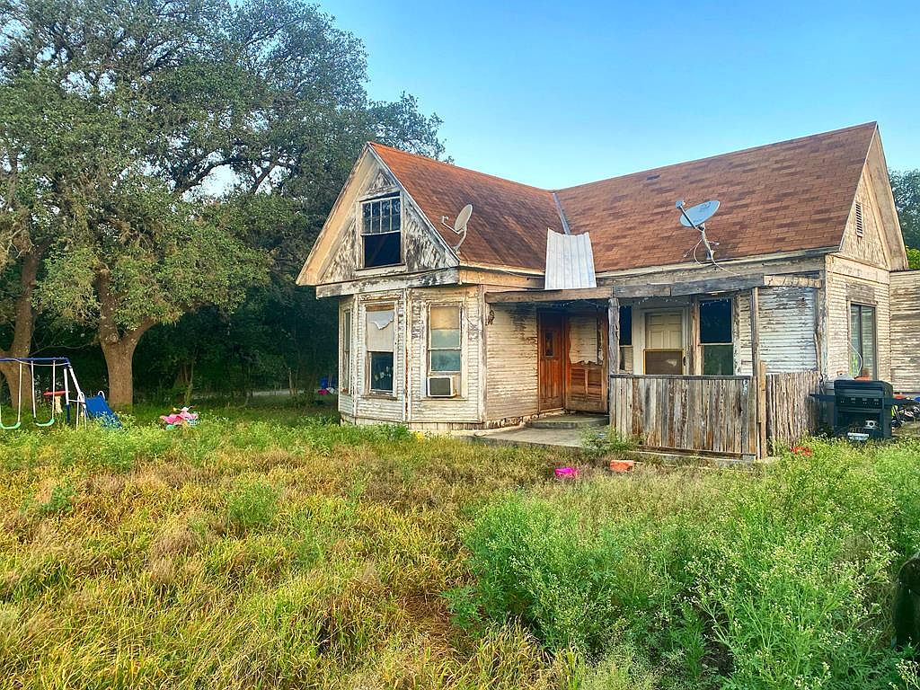 502 E 6th St, Camp Wood, TX 78833 Zillow
