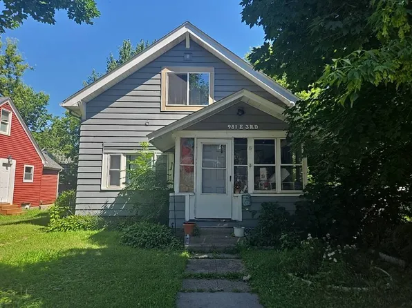 981 3rd St E, Saint Paul, MN 55106