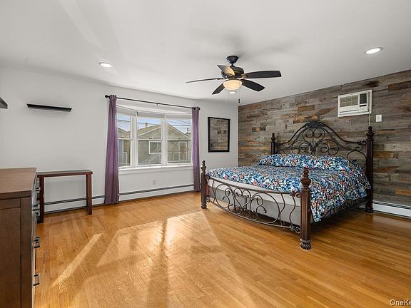 4th image of 19 W 13th Road