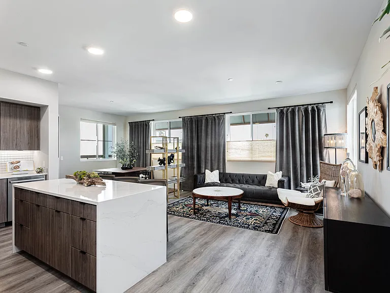 Prado West — Photo 2