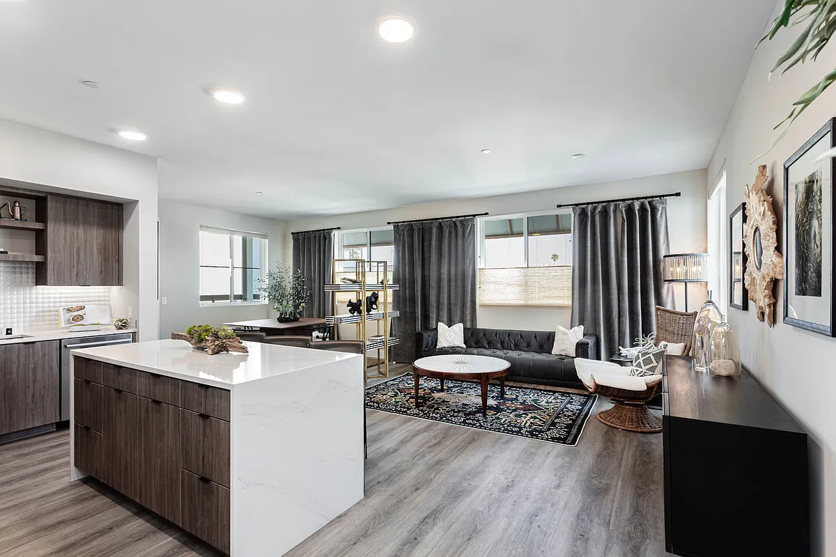 Building Photo - Prado West