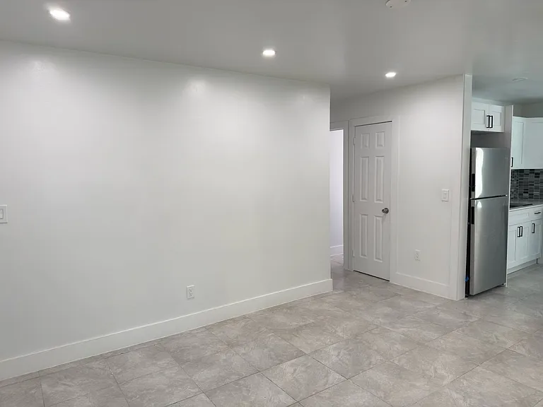 1838 McKinley St #3 — Photo 6