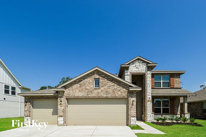 1st image of 219 Lakeway Cir