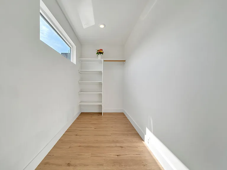 Gateway Haus — Photo 15
