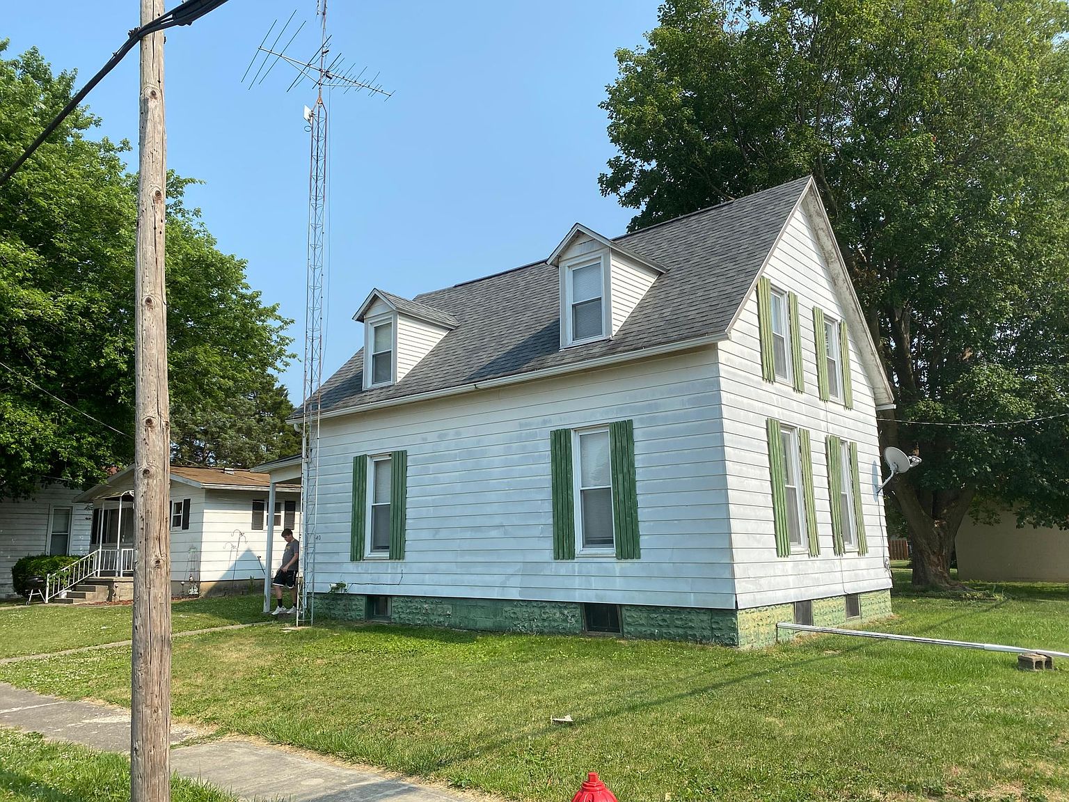 40 W Kenney St, Divernon, IL 62530 Zillow