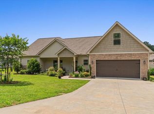 417 Beamer Cir SW, Calhoun, GA