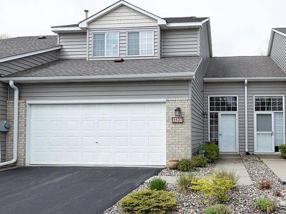 2nd image of 2527 Claremont Dr