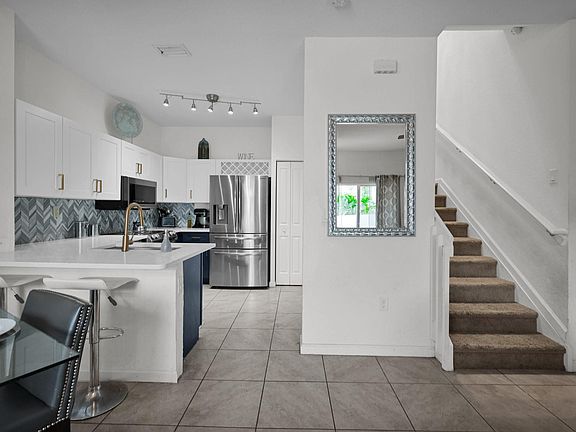 5th image of 3010 NW 35th Way