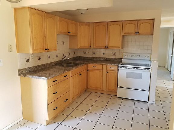 2nd image of 3433 Rock Royal Dr