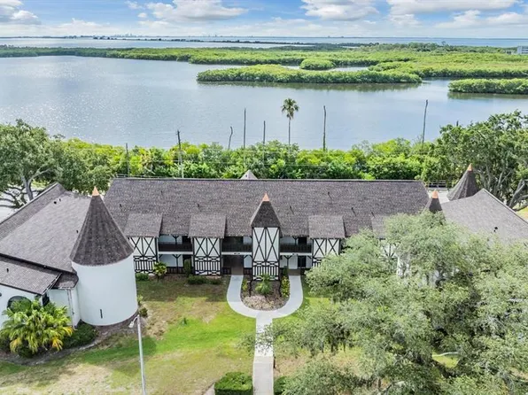 220 N Bayshore Blvd APT 102, Clearwater, FL 33759