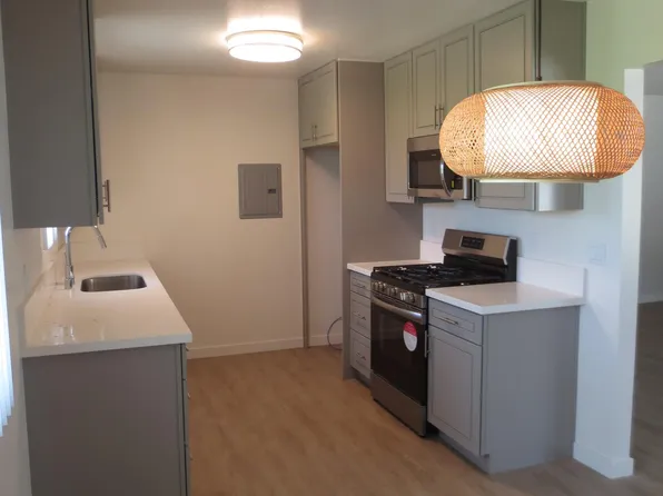 12360 Arrowhead St #4, Stanton, CA 90680