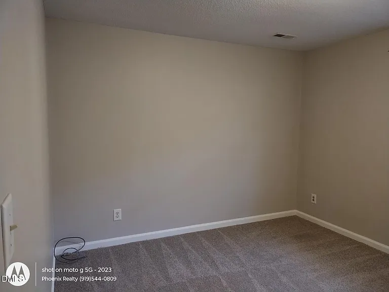 200 Mayodan Dr — Photo 17