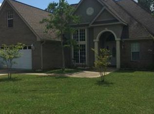 1625 Fairway Dr, Gautier, MS 39553
