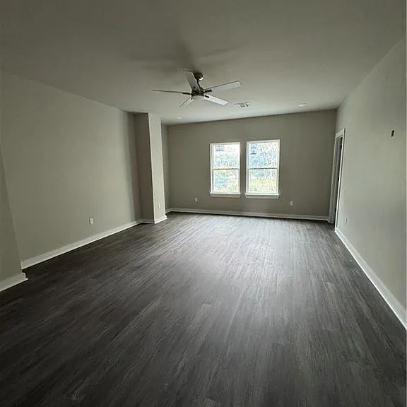 14031 Wales St — Photo 2