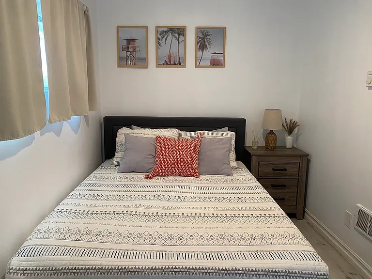 Queen Bed