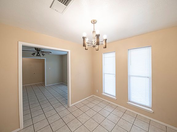 5th image of 2822 Metz Dr