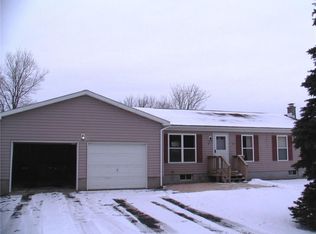 6669 Snake Rd, Newark, NY 14513