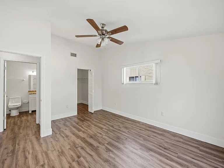 3300 Loveland Blvd #2501 — Photo 22
