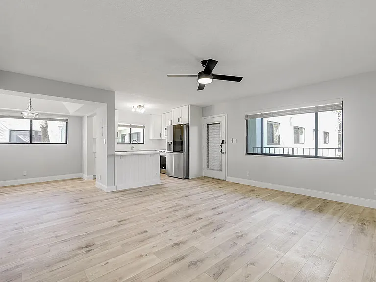 15072 Ashland Pl #132 — Photo 11