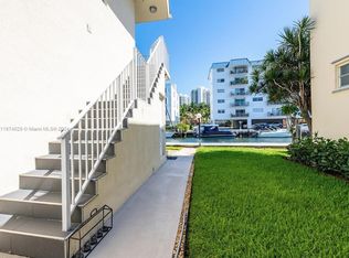 3721 NE 170th St APT 4, North Miami Beach, FL 33160